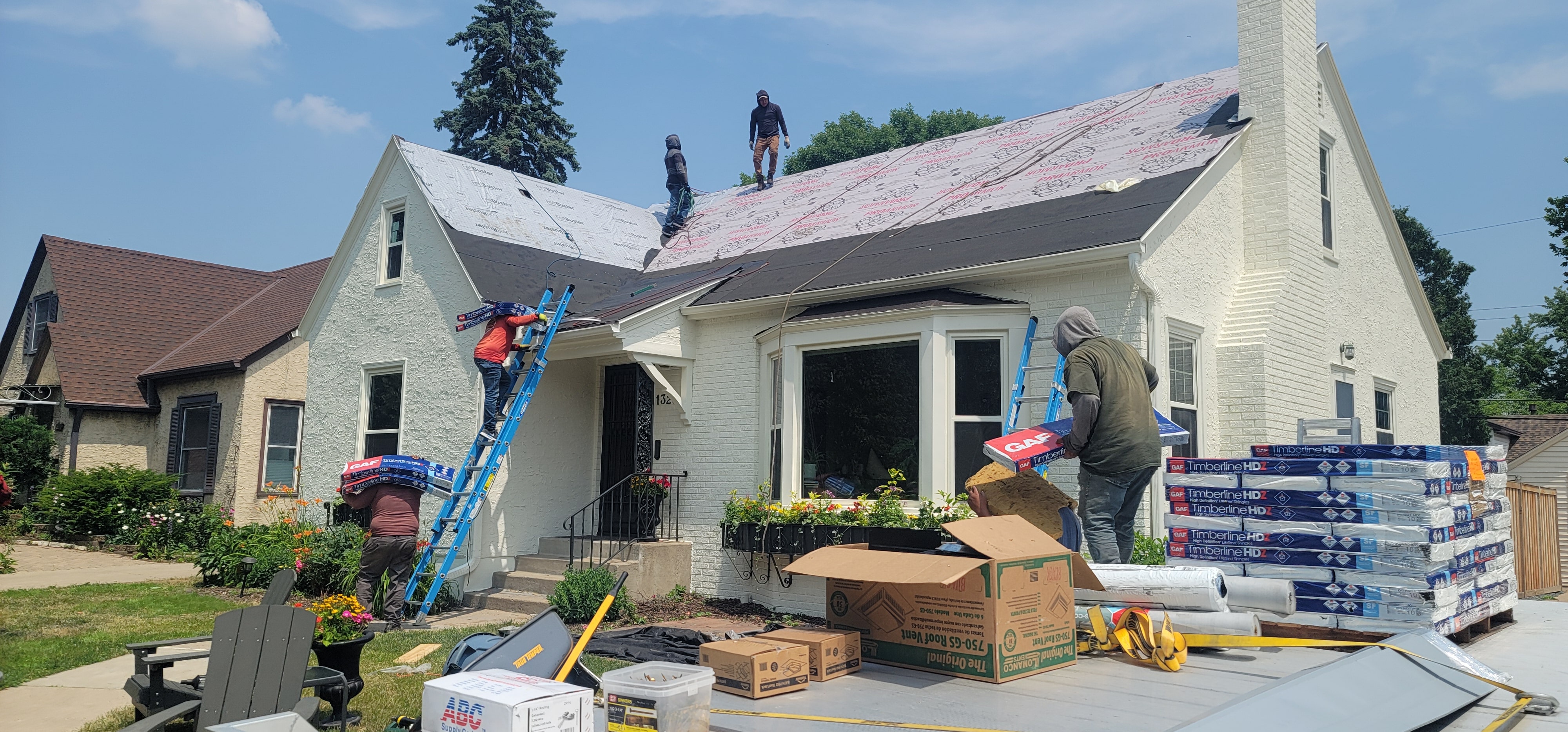 Construction On Roof | Wolf River Construction