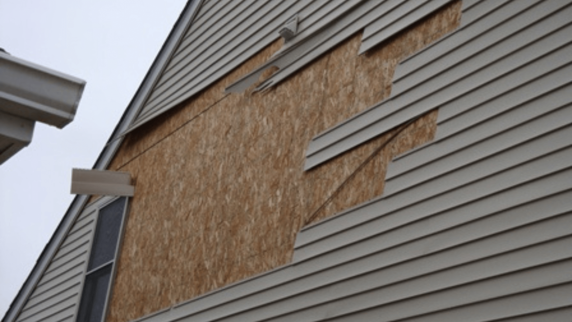 Assessing siding damage