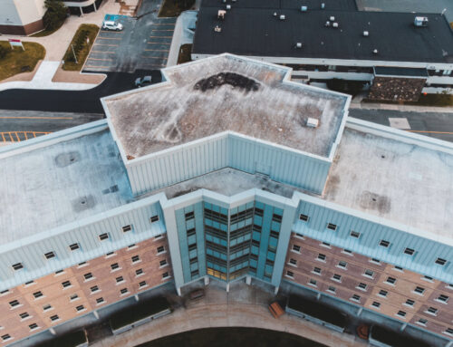 The Benefits of Flat Roofs for Your Business